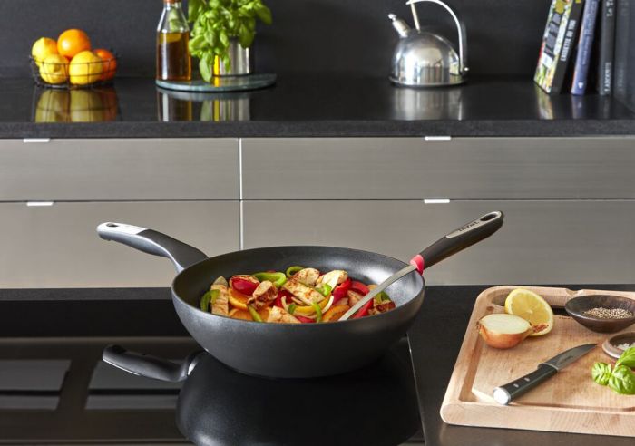 Пательня WОК Tefal Unlimited 28 см (G2551972)