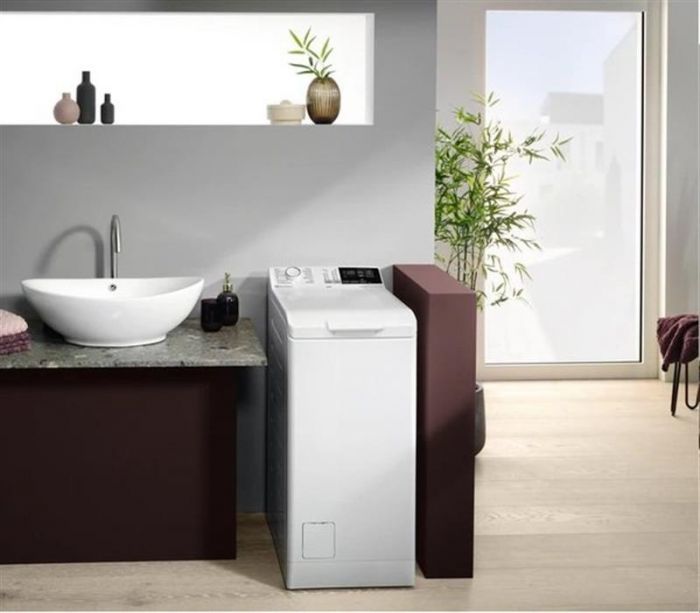 Пральна машина Electrolux EW6T4272U
